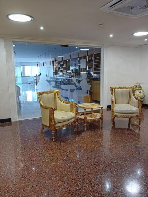 Apartment Monolocale Metro A Cornelia Rom