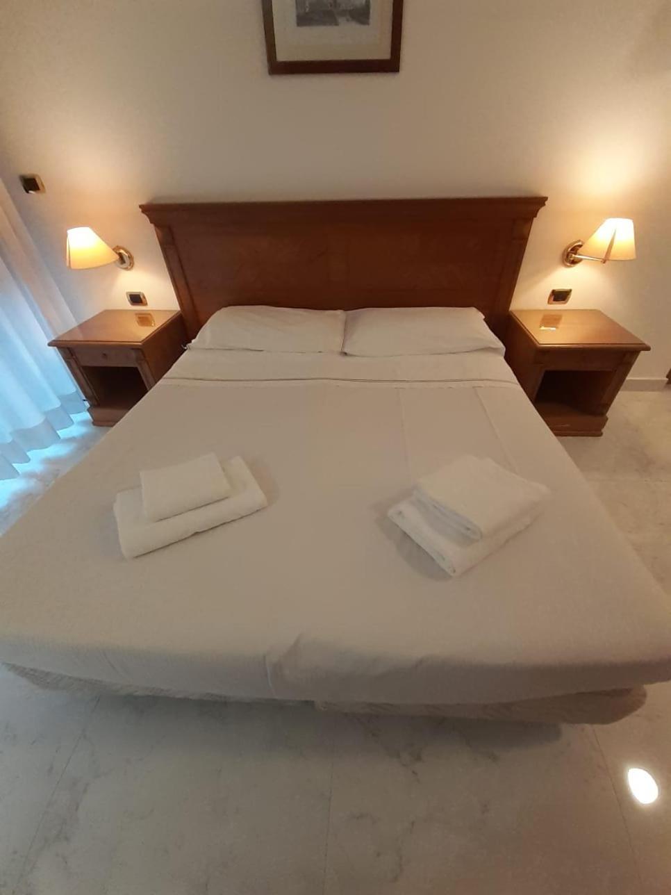 Apartment Monolocale Metro A Cornelia Rom